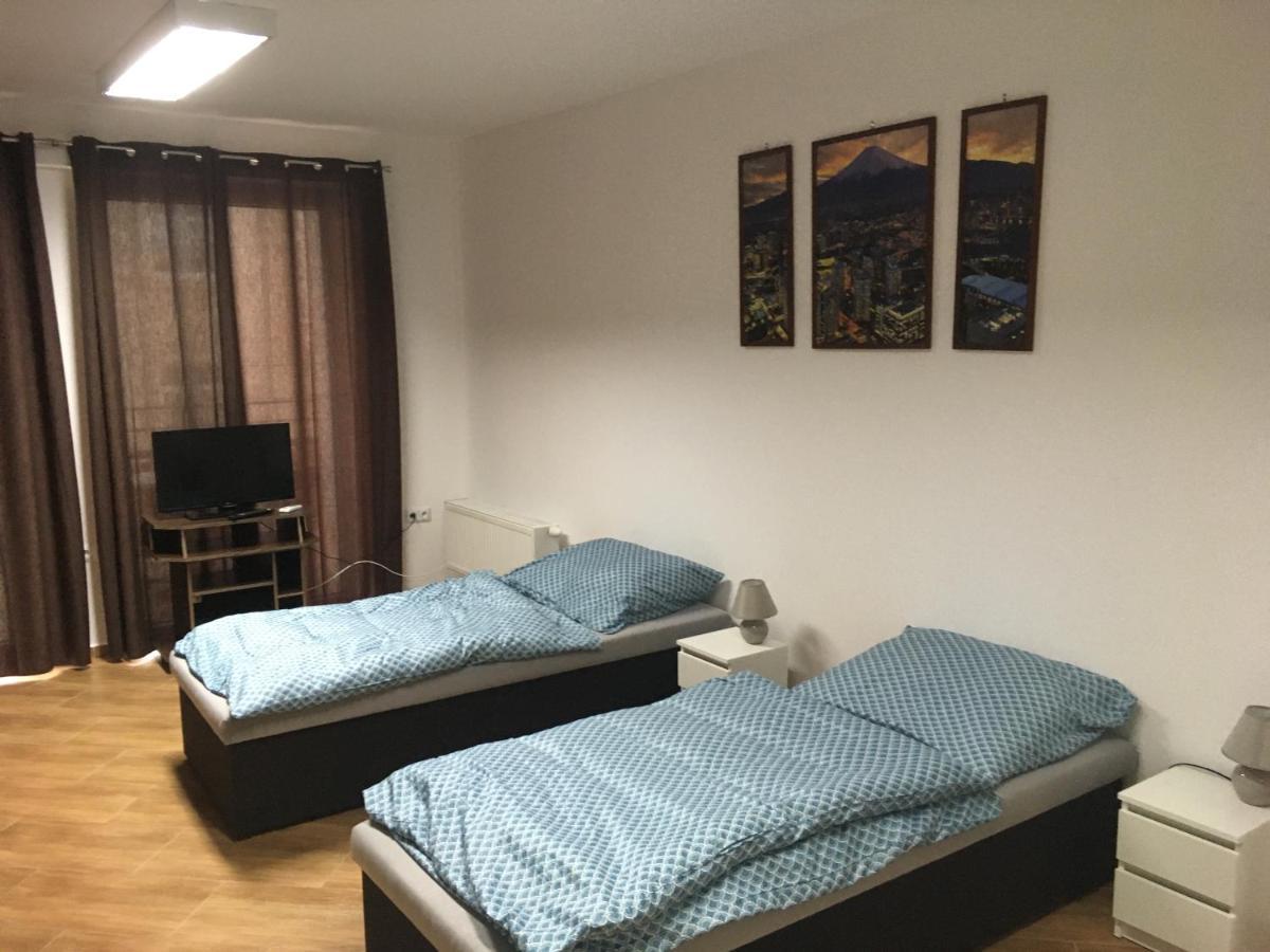 Konde Apartments B Dunajska Streda Ngoại thất bức ảnh
