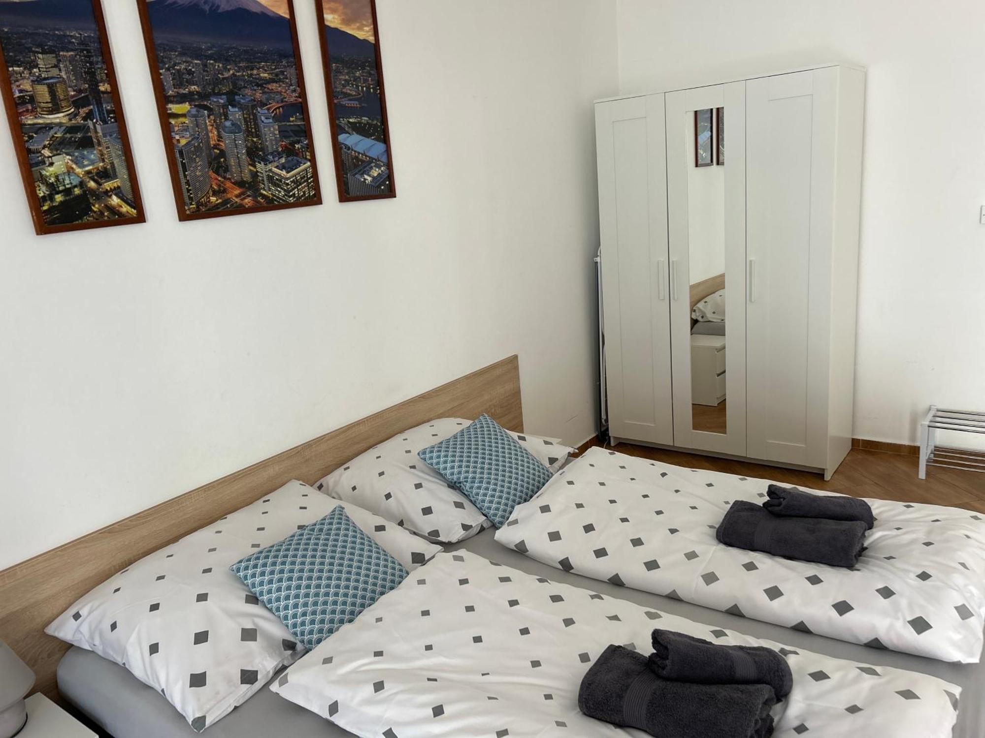 Konde Apartments B Dunajska Streda Ngoại thất bức ảnh